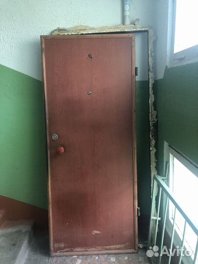 Дверь входная металлическая