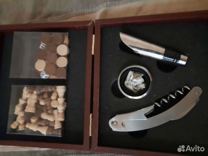 Принадлежности для вина нарды шашки