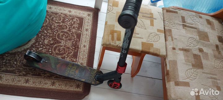 Трюковой самокат oxelo