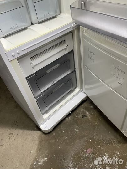 Холодильник аристон с доставкой