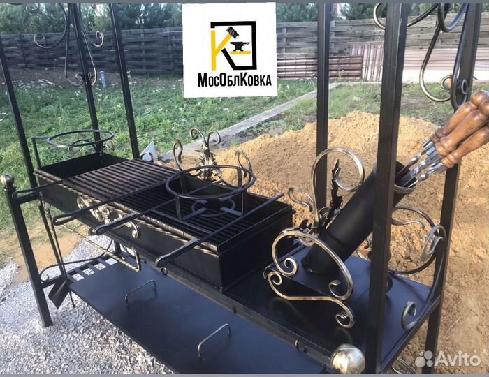 Кованые мангалы с крышей