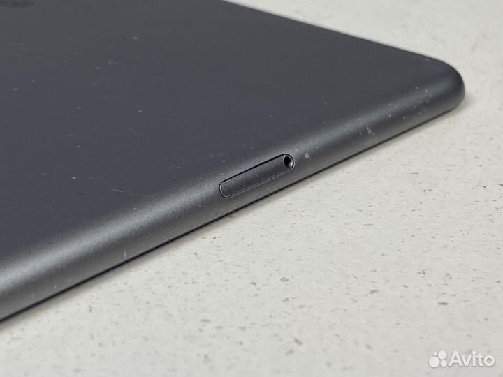 Планшет Apple iPad Air 2 64GB A1567