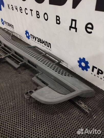 Решетка радиатора Mercedes Actros MP4 A9618851453