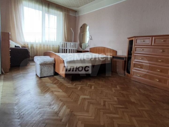 2-к. квартира, 50 м², 4/9 эт.