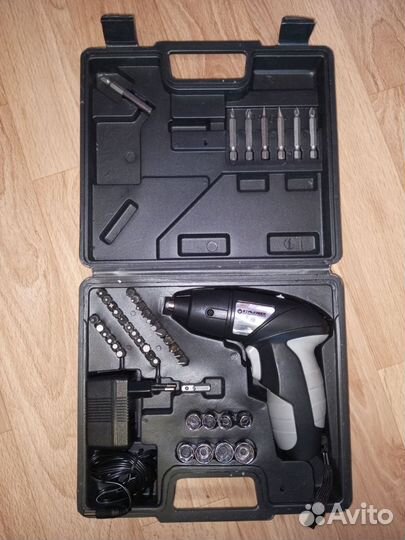 Аккумуляторная отвертка