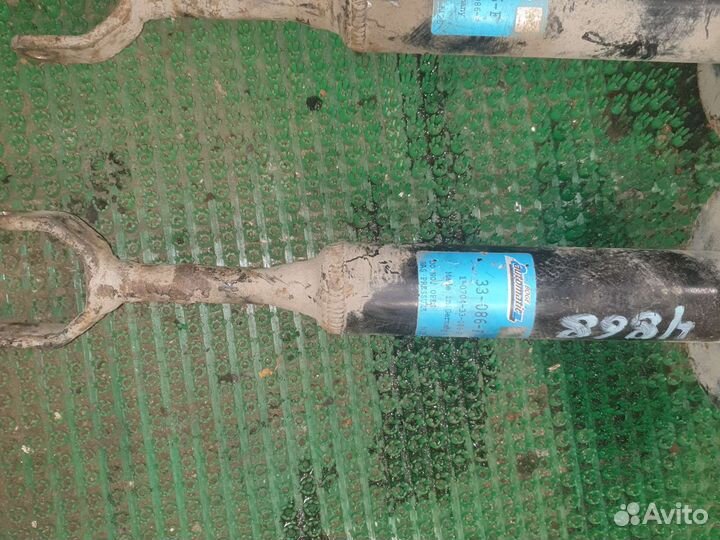 Амортизатор передний Фольксваген Пассат Ауди А6