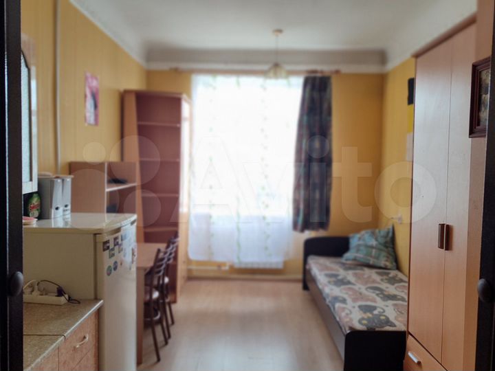 Комната 13 м² в 1-к., 3/4 эт.