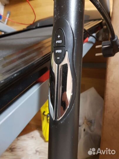 Беговая дорожка электрическая