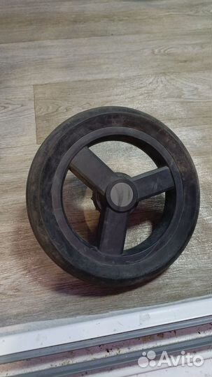 Колесо для коляски