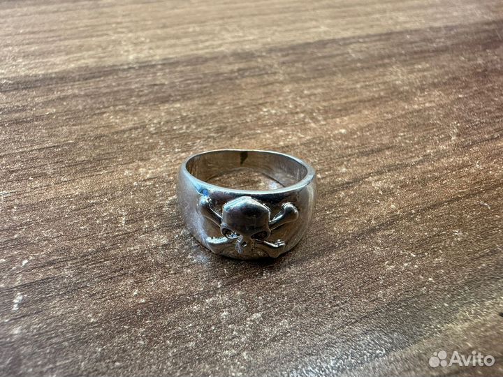 Серебряное кольцо