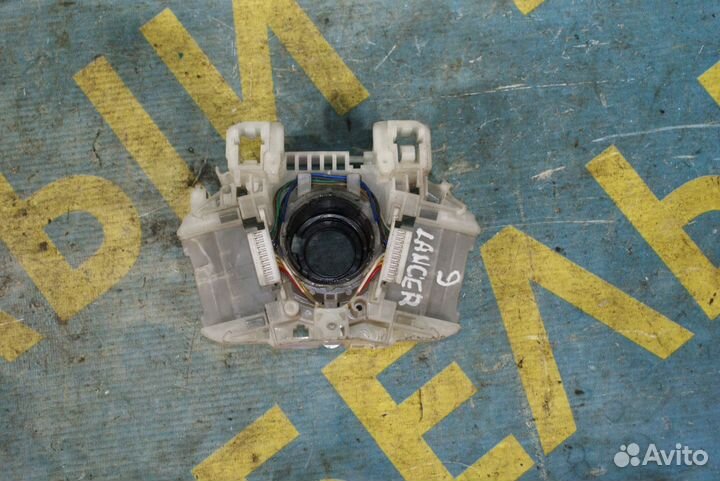 Кронштейн подрулевых переключателей Mitsubishi