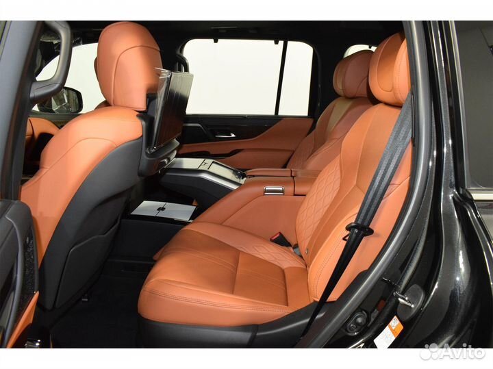 Lexus LX 3.5 AT, 2022