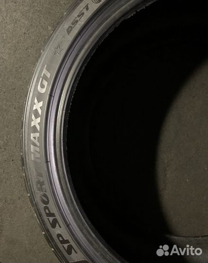 Dunlop SP Sport Maxx GT 285/35 R21