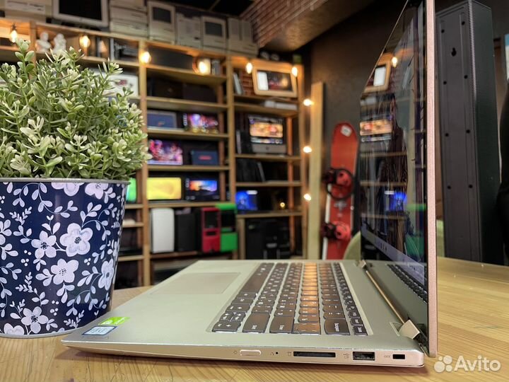 Ноутбук Lenovo Yoga / Сенсор / Core i3 /GeForce