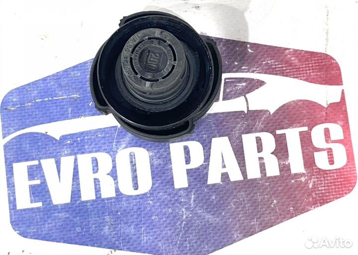 Крышка расширительного бачка BMW X5 E53 M62 (4.4)