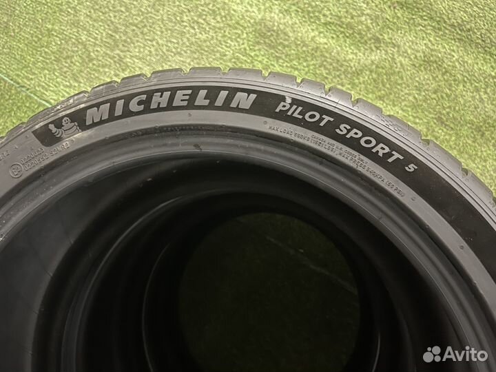 Michelin Pilot Sport 5 225/55 R17 101Y