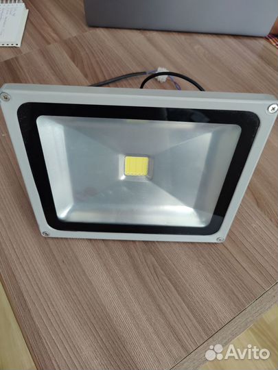 Уличный прожектор LED