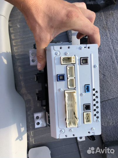 Магнитола Toyota Land Cruiser 200 12-15г