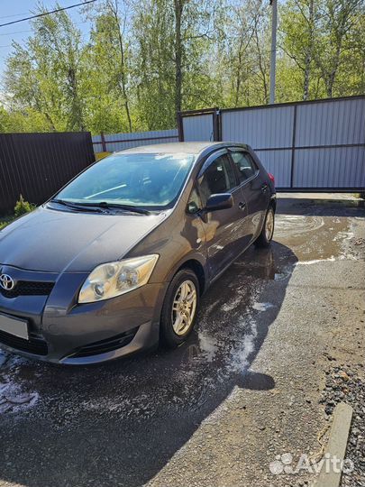 Toyota Auris 1.4 МТ, 2009, 282 287 км