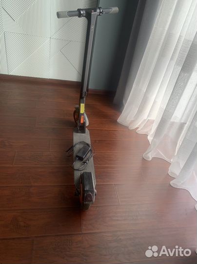 Электросамокат Kugo s1