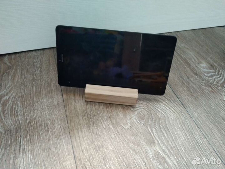 Подставка под телефон