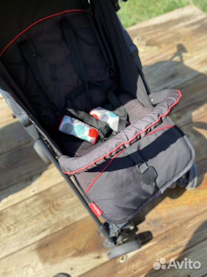 Прогулочная коляска трость