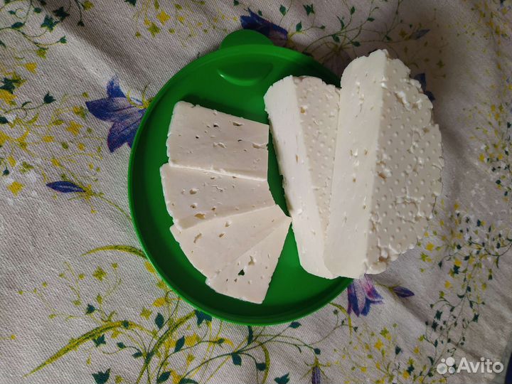 Литровая банка молоко козье англонубийское