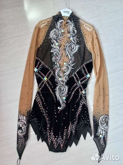 Купальник для художественной гимнастики