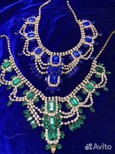 Колье ожерелье