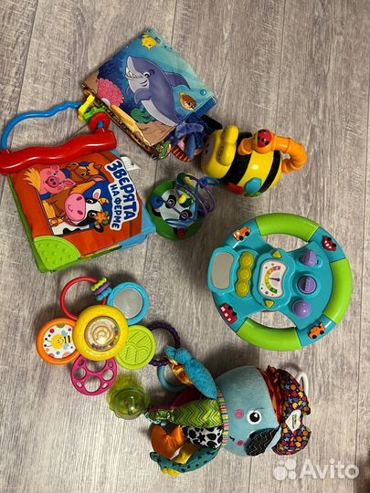 Развивающие игрушки пакетом