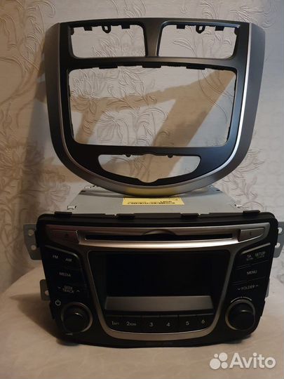 Штатная магнитола на hyundai solaris 1