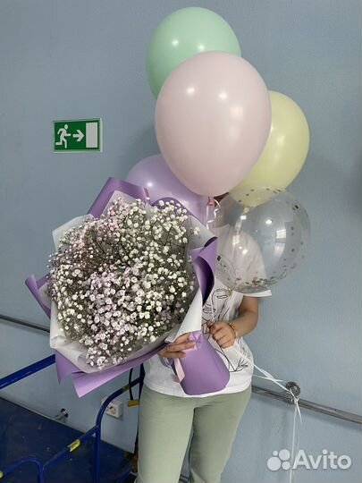 Букет гипсофила подарок живые цветы шары