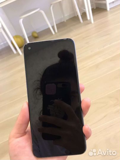 Телефон