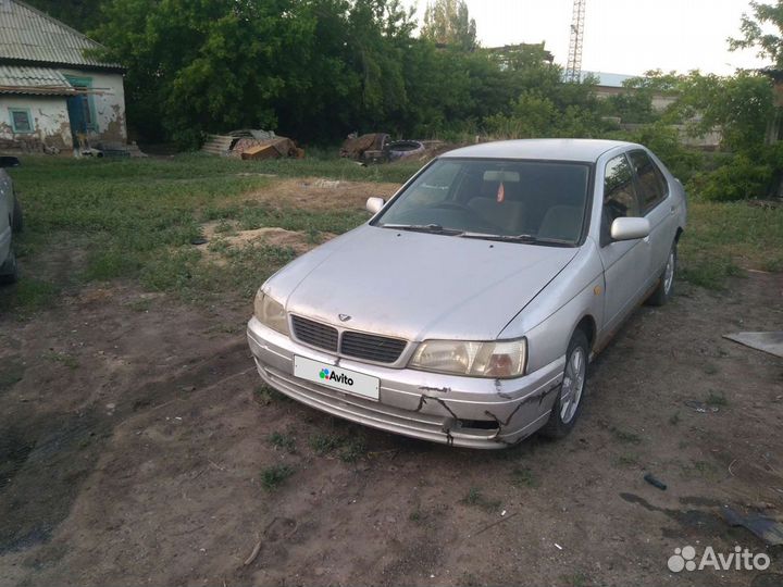 Nissan Bluebird 1987