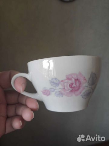 Фарфоровые чайные чашки
