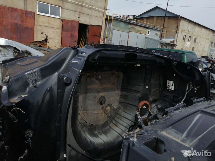 Задняя панель Kia Spectra