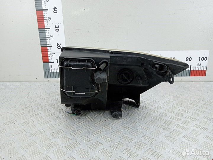 Фара передняя для Ford Transit 5 1684409