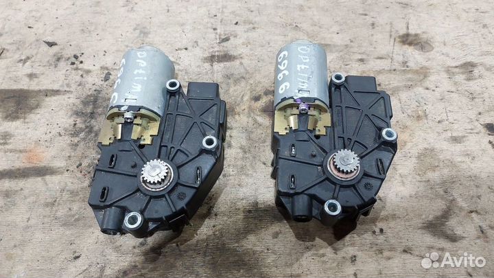 Моторчик люка Kia Optima 3 TF