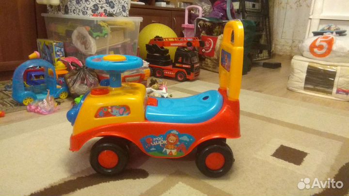 Каталка Машинка / Мотоцикл (1,5 г - 2,5 г)