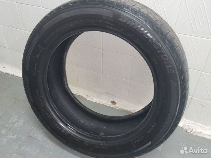 Bridgestone Turanza T001 215/55 R17 94V