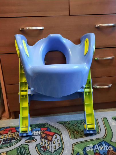 Сидушка на унитаз со ступенькой для детей