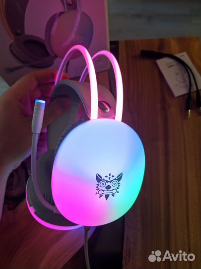 Игровая гарнитура с полной RGB подсветкой