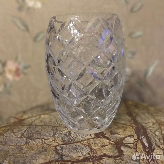 Хрустальная ваза
