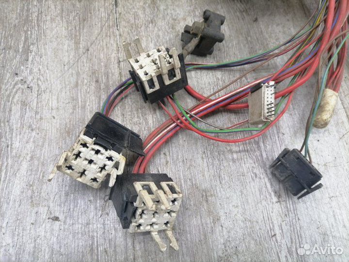 Проводка (коса) Bmw 7 E32 4.0 1992