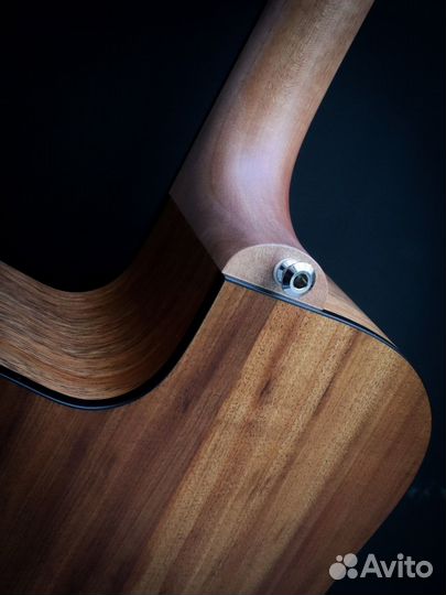 Электроакустическая гитара Maton + аксессуары