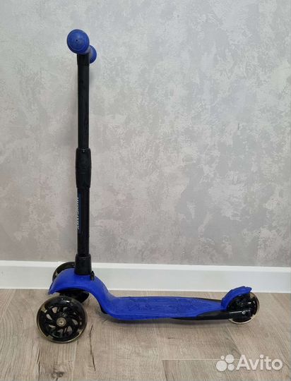 Самокат детский трехколесный