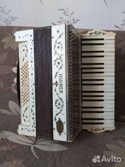 Аккордеон Нohner