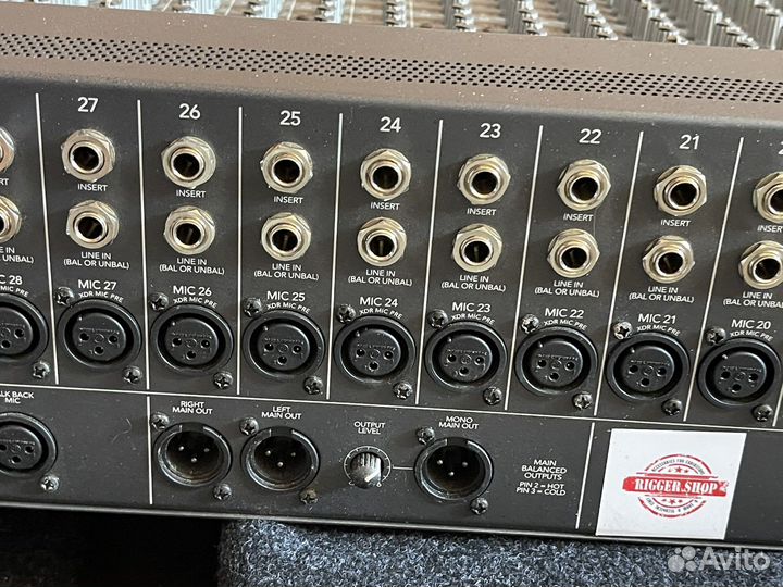 Микшерный пульт mackie SR32*4-vlzpro