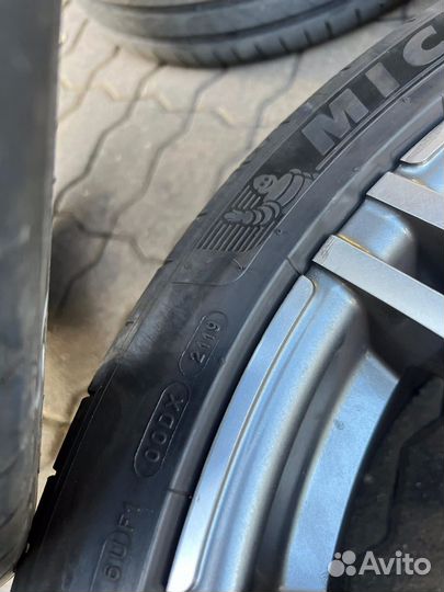 Комплект оригинальных колес Porsche Panamera R21