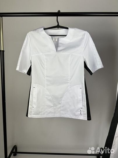 Медицинский костюм